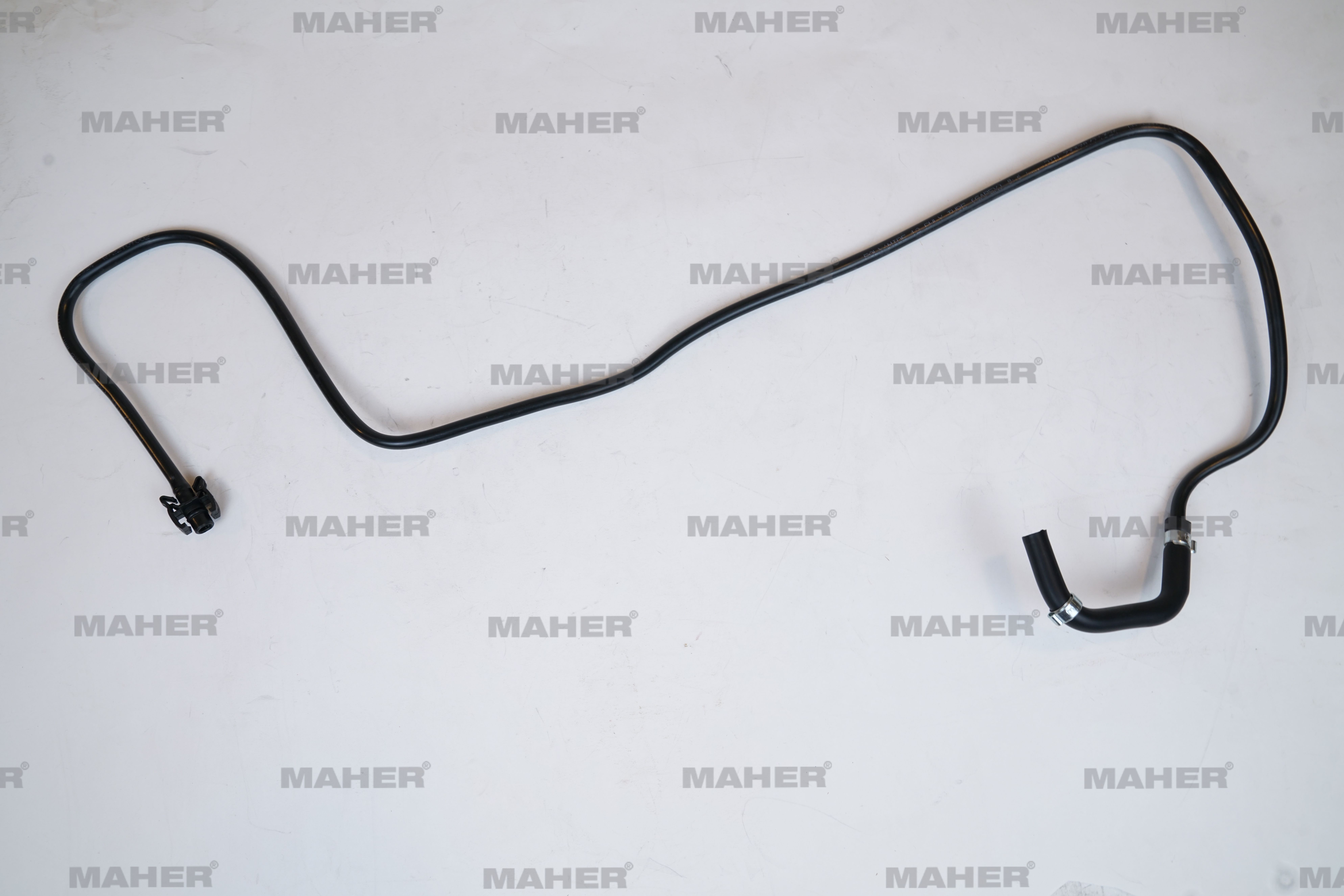Ford Fiesta Radyatör Hortumu Boru Yedek Su Deposu OEM 8V218C012AG