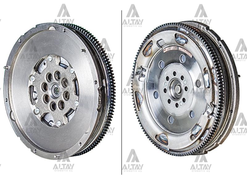 Volkswagen Crafter Volan . Tdı Bjm Ps OEM 076105266D