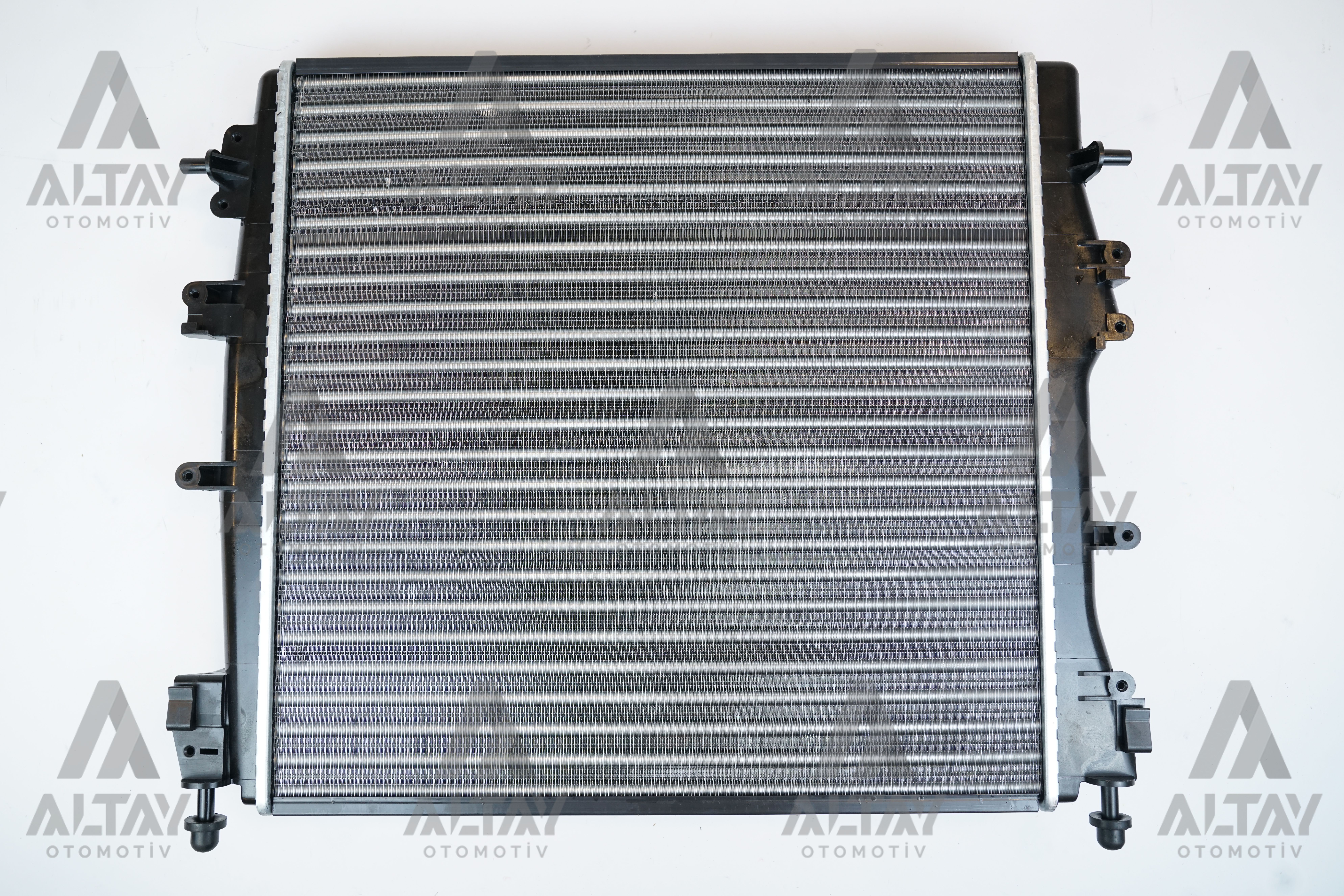 Renault Kangoo Su Radyatörü 2003-2008 Radyatör Su . Dcı OEM 8200072713