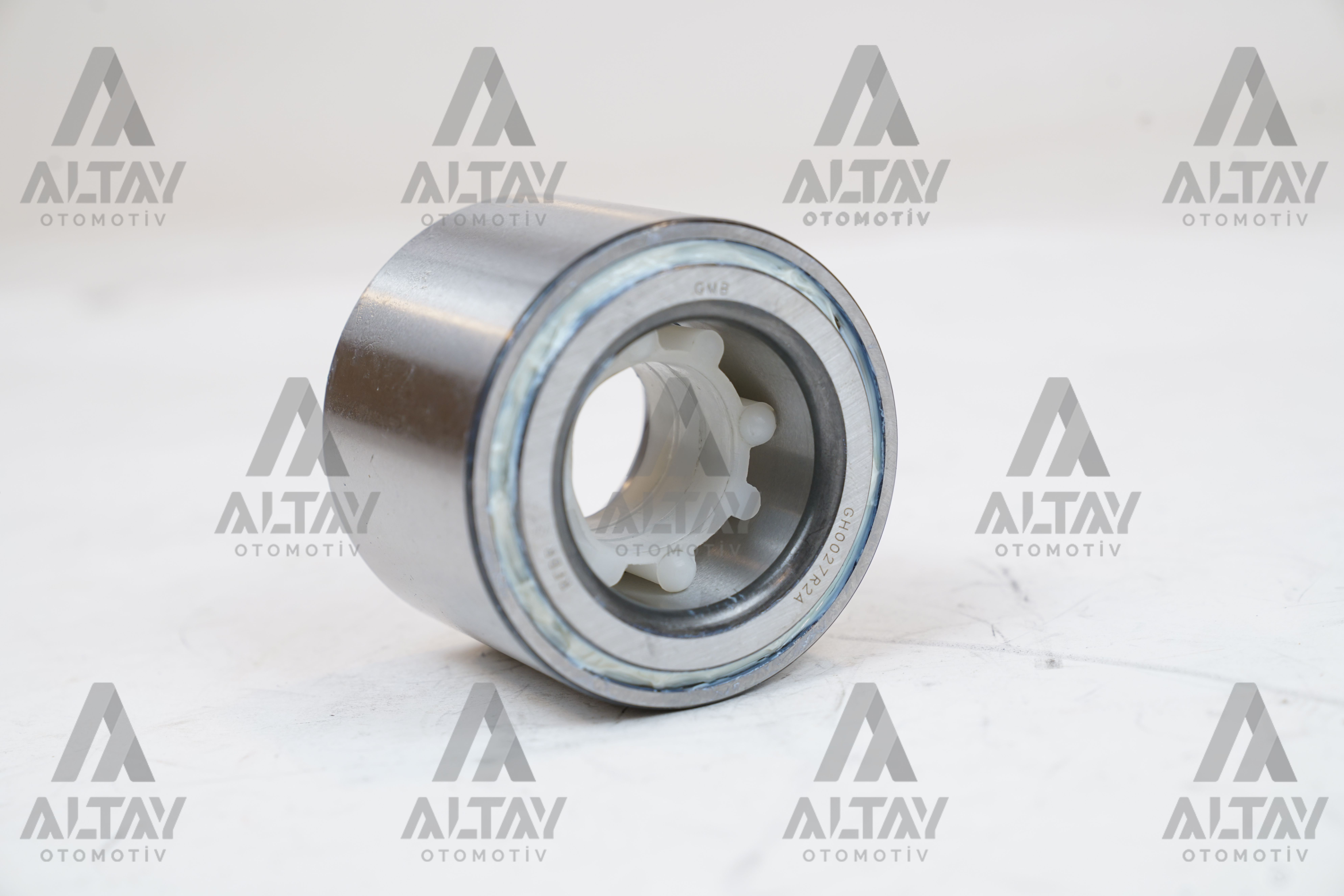 Subaru Impreza Arka Porya ve Teker Rulmanı OEM 28016AA020