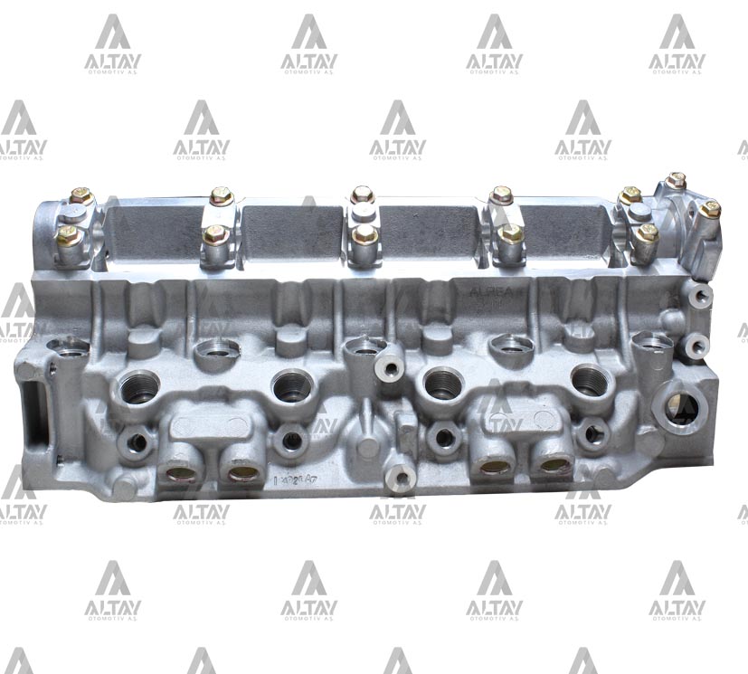 Renault Clio Silindir Kapağı . OEM 7701468014