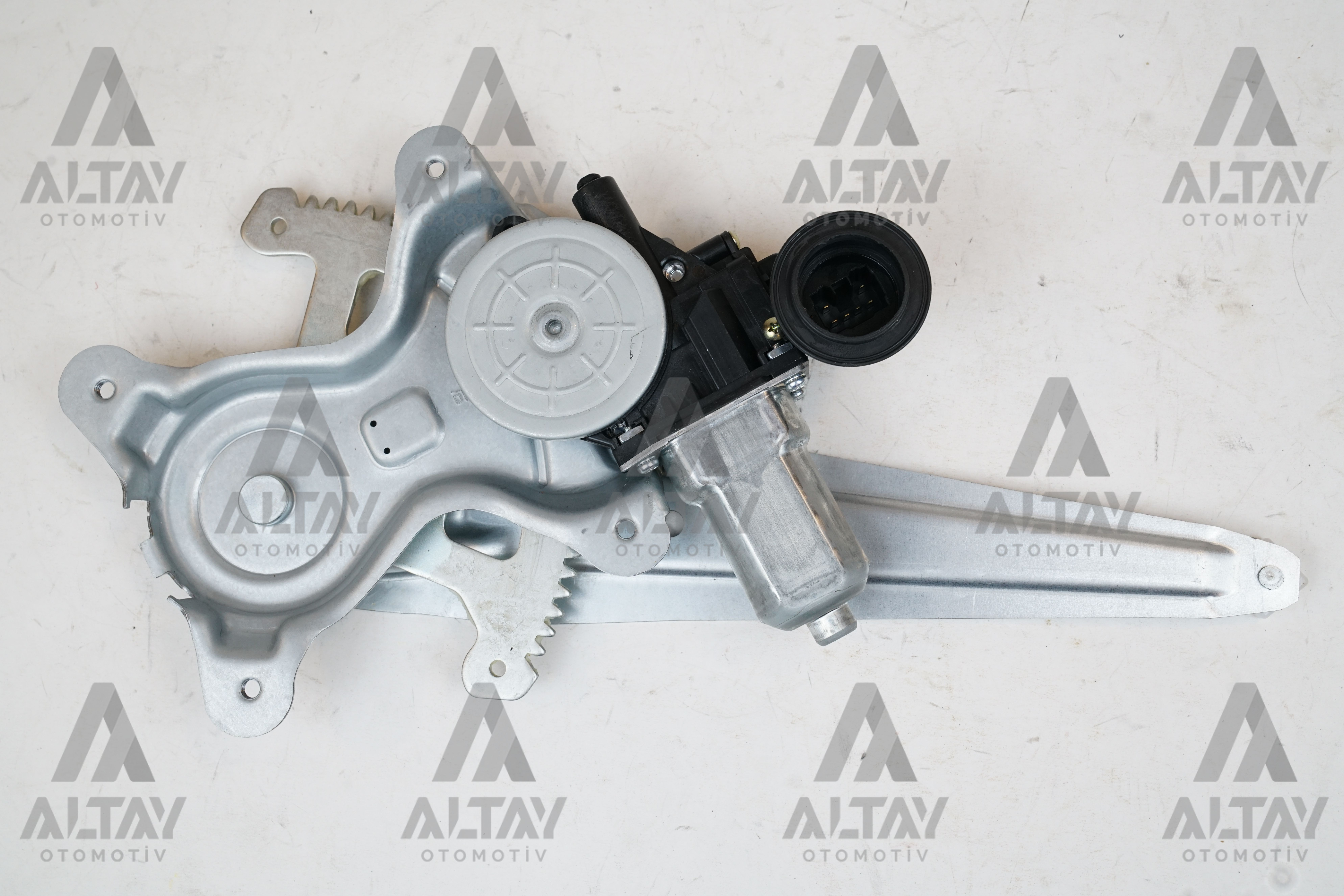 Toyota RAV4 Sol Arka Cam Krikosu