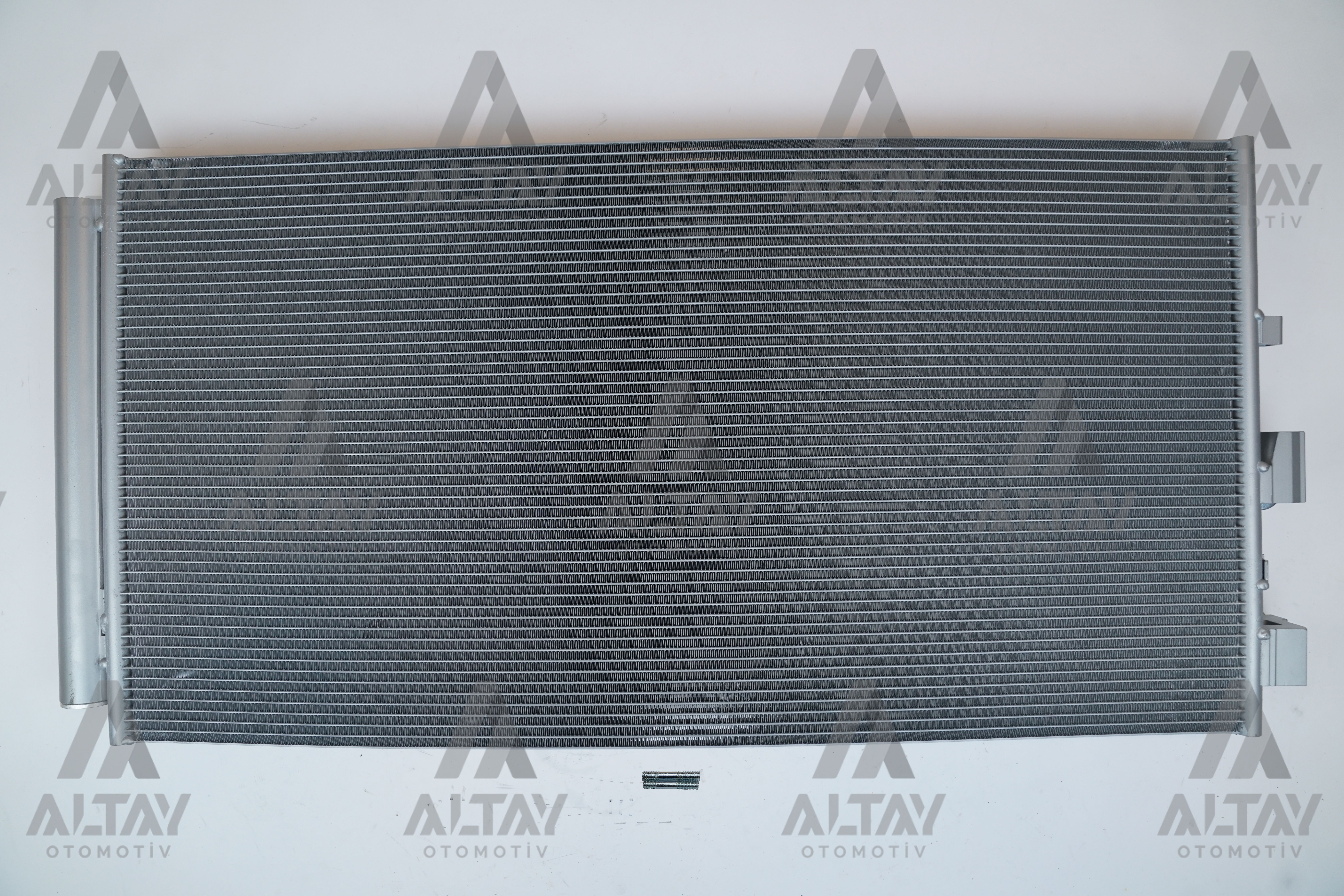 Ford Focus Klima Radyatörü 2018- Radyatör OEM JX6119710AC