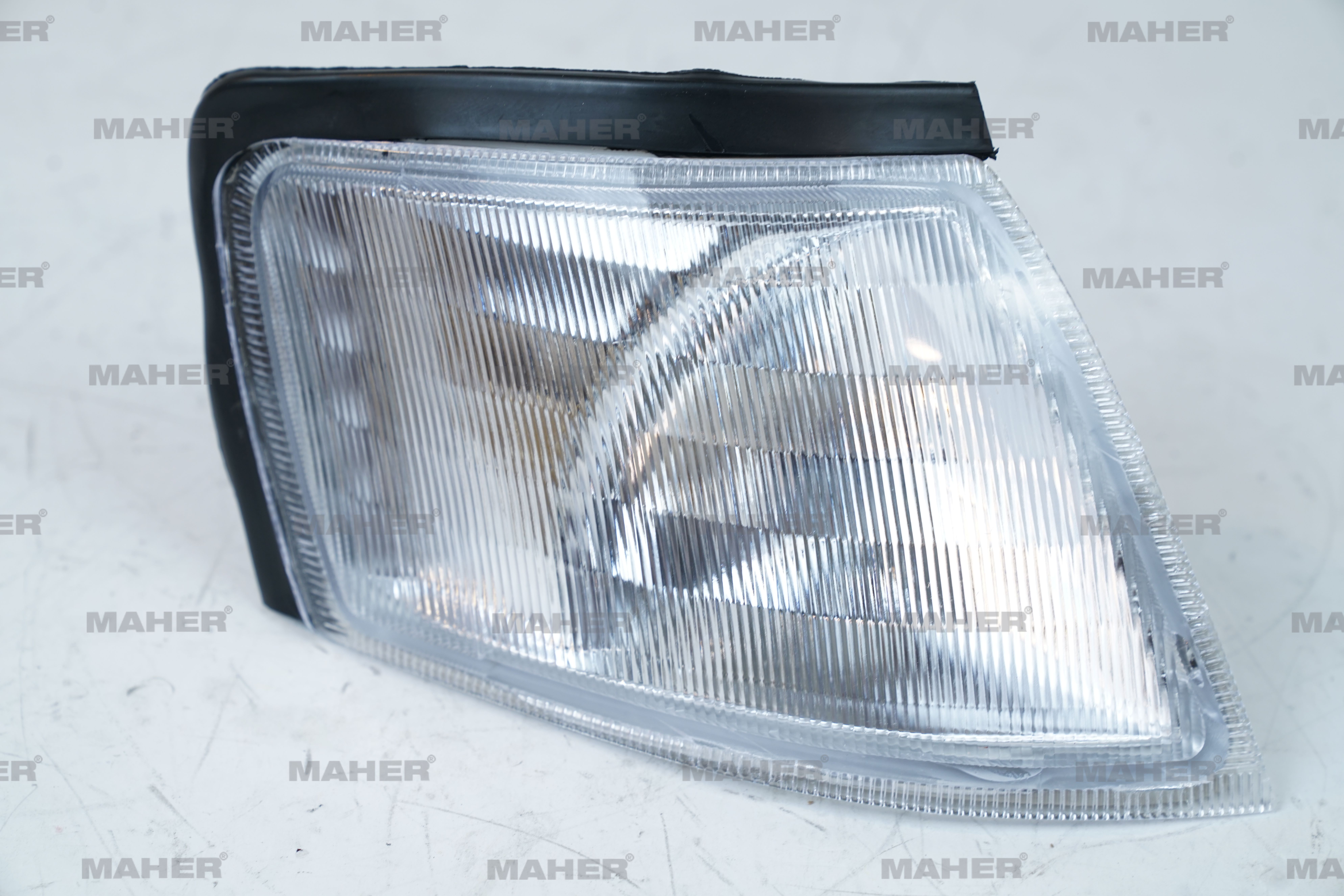 Nissan Primera Sağ Aydınlatma 1996-1999 Sinyal Lambası Sağ OEM 26130-2F000