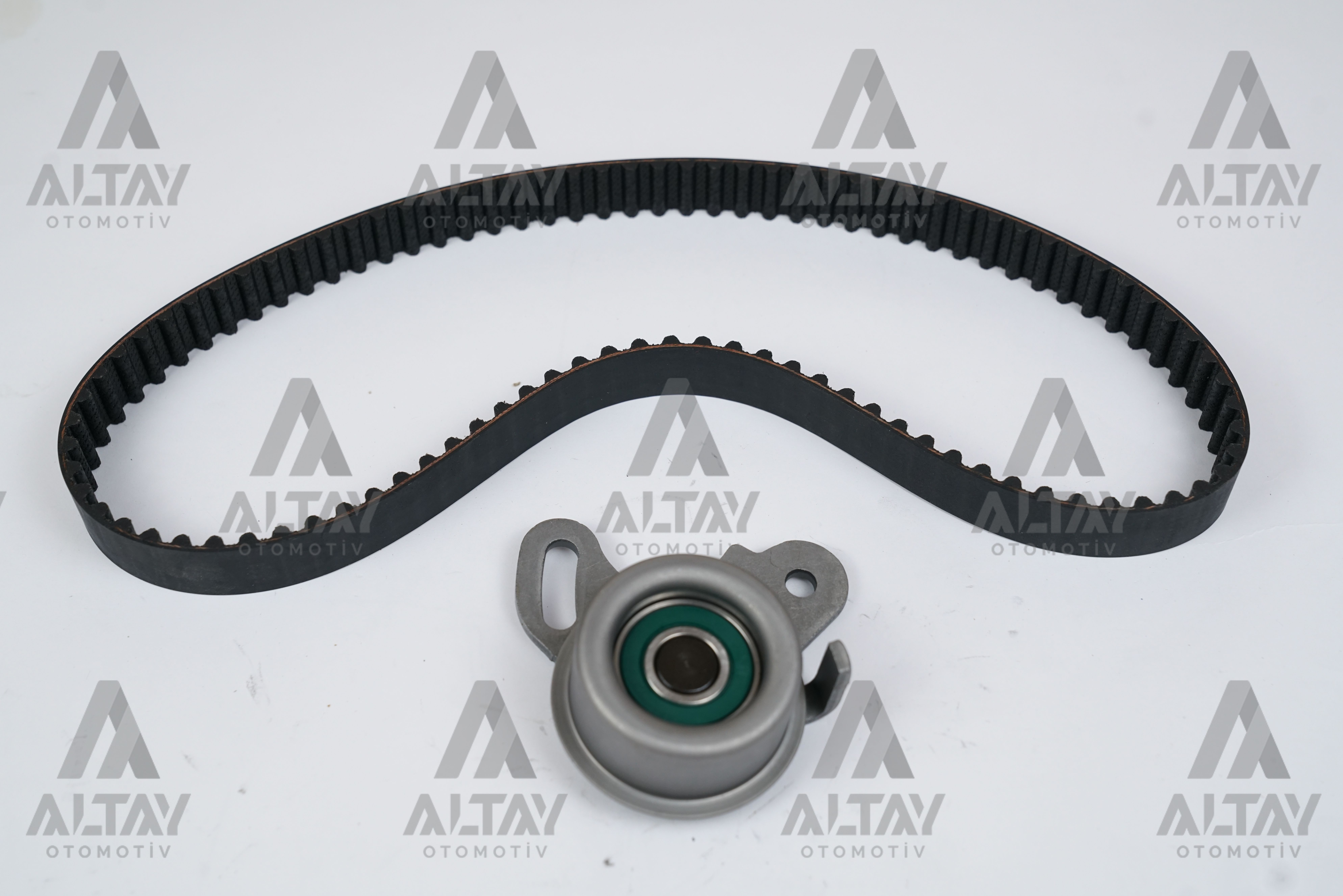 Mitsubishi Lancer Triger Seti 1985-1989 . . OEM KTB376